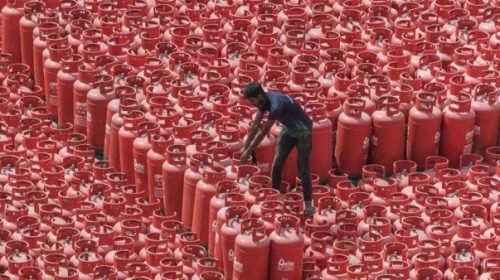 ১২ কেজি এলপিজি সিলিন্ডারের দাম কমলো ৫৫ টাকা,