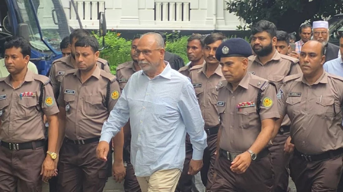 শাপলা চত্বর হত্যাকাণ্ড মামলায় গ্রেপ্তার দেখানো হলো লতিফ সিদ্দিকীকে
