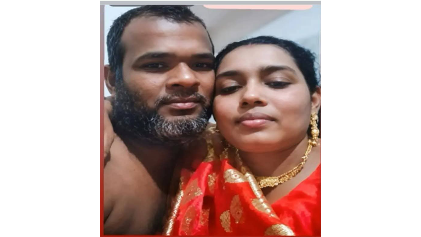 মঠবাড়িয়ায় প্রবাসীর স্ত্রীর সাথে অনৈতিক সম্পর্কের অভিযোগে মাদ্রাসা শিক্ষককে সাময়িক বরখাস্ত