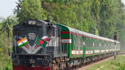 বাংলাদেশের জন্য ভারতের তৈরি ১৯ কোচের প্রথম রেক রোল আউট আজ