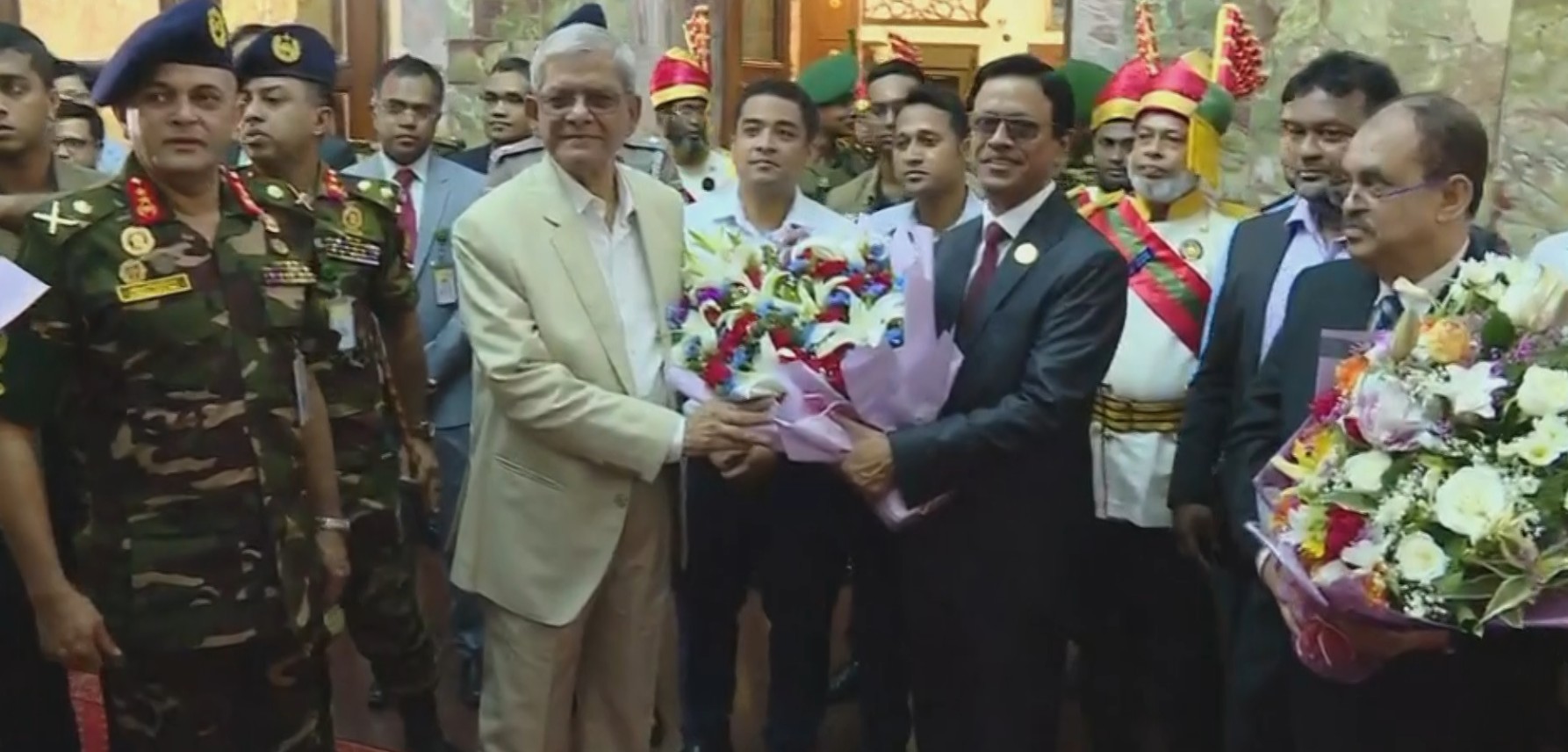 বঙ্গভবনে রাষ্ট্রপতি মির্জা ফখরুলের কার্যক্রম শুরু