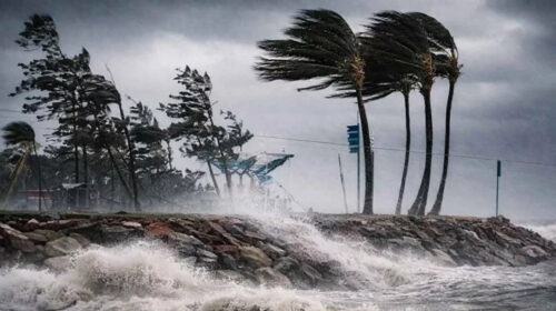 দুপুরের মধ্যে ৬০ কিলোমিটার বেগে ঝড়ের আশঙ্কা, ৬ জেলায় সতর্কতা