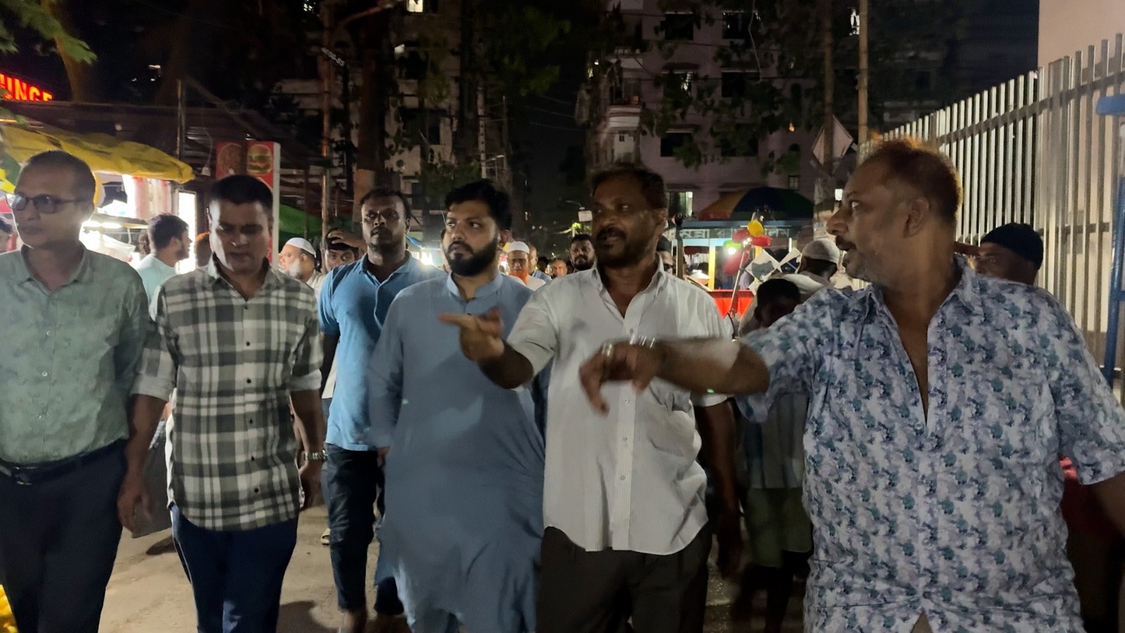 গেন্ডারিয়ায় নাগরিক সমস্যা ও অপরাধ নিয়ন্ত্রণে সরেজমিন পরিদর্শনে ইশরাক হোসেন