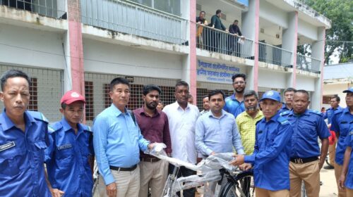 ইউএনওর উদ্যোগে নানিয়ারচরে গ্রাম পুলিশদের মাঝে বাইসাইকেল বিতরণ