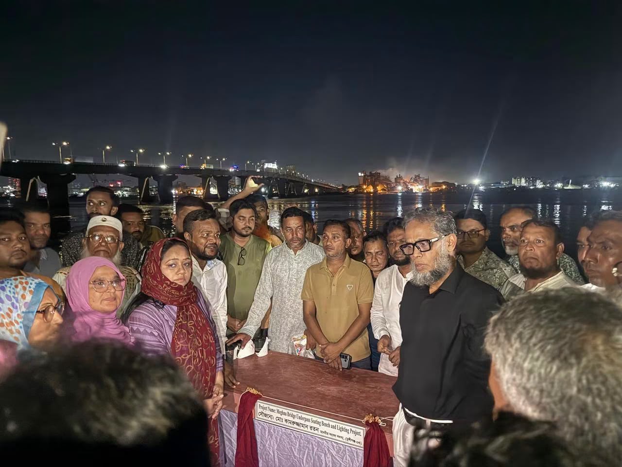 মেঘনা ঘাটে সৌন্দর্যবর্ধনে সোলার লাইট ও বসার বেঞ্চ উদ্বোধন
