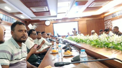 গাইবান্ধায় নবাগত জেলা প্রশাসকের সঙ্গে গণমাধ্যমকর্মীদের পরিচিতি সভা