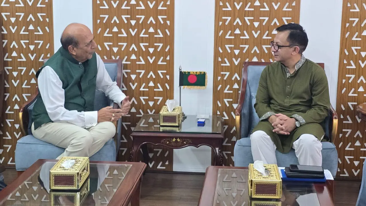 সীমান্ত হাট চালু ও স্থলবন্দর সচল নিয়ে বাংলাদেশ-ভারতের আলোচনা