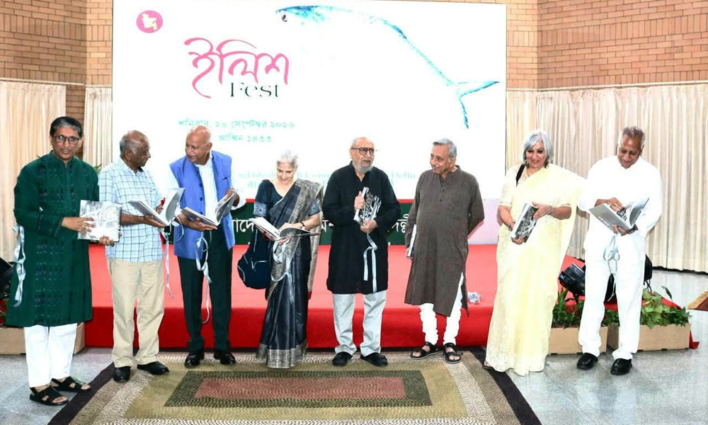 নয়াদিল্লিতে বাংলাদেশের ইলিশ ঘিরে বর্ণাঢ্য উৎসব