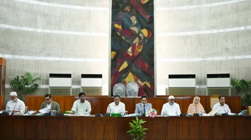 সরকারি প্রতিষ্ঠান কমিটির বৈঠকে দেশে সার উৎপাদন বাড়ানোর সুপারিশ