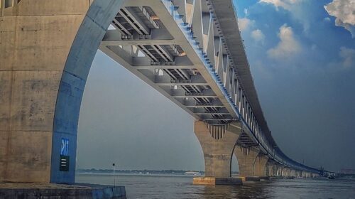 পদ্মা সেতুর ঝুঁকি বাড়িয়ে ৬ কোটি ঘনফুট বালু তোলার চেষ্টা