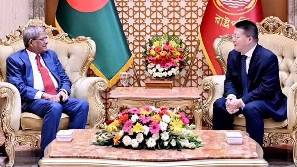 চীনের প্রতি বিনিয়োগ বাড়ানো ও রোহিঙ্গা প্রত্যাবাসনে সহযোগিতা জোরদারের আহ্বান