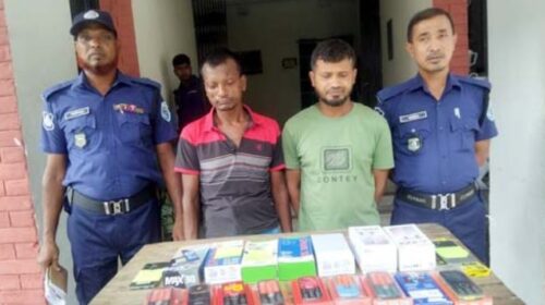 দোকানের টিন কেটে চুরি, সুন্দরগঞ্জে ১৮ মোবাইল উদ্ধার, আটক ২