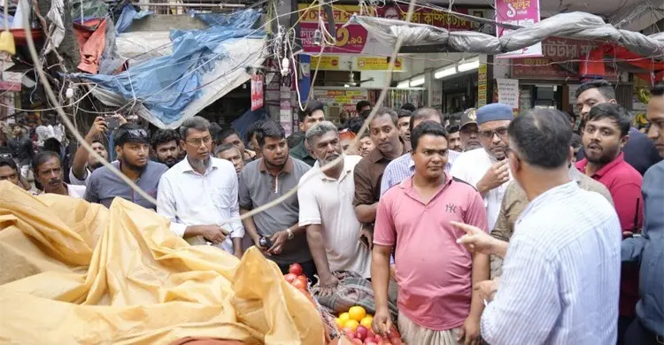ডেঙ্গু প্রতিরোধে বিশেষ অভিযান, ফুটপাত দখলমুক্ত করার ঘোষণা