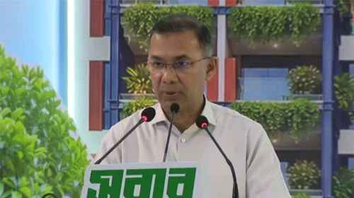 প্রতিযোগিতামূলক বিশ্বে টিকে থাকতে প্রতিটি চ্যালেঞ্জ মোকাবিলা করে এগিয়ে যেতে হবে: প্রধানমন্ত্রী
