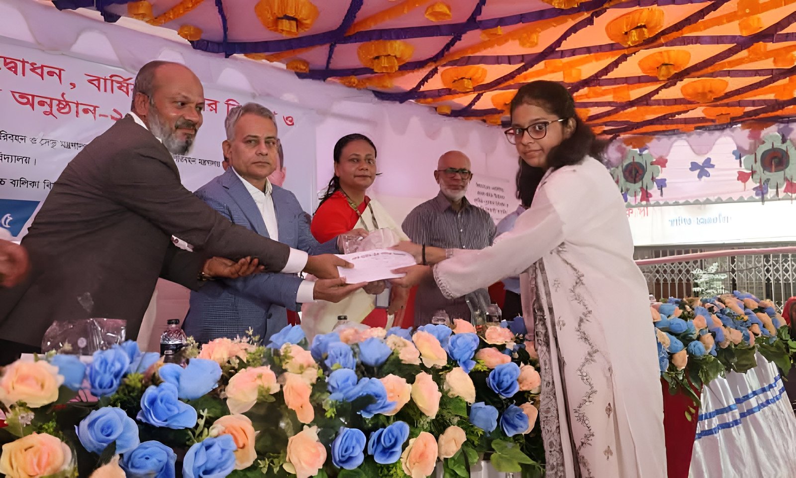শিক্ষার মূল উদ্দেশ্য শুধু জীবিকা নয়, ভালো নাগরিক হওয়া: শেখ রবিউল আলম