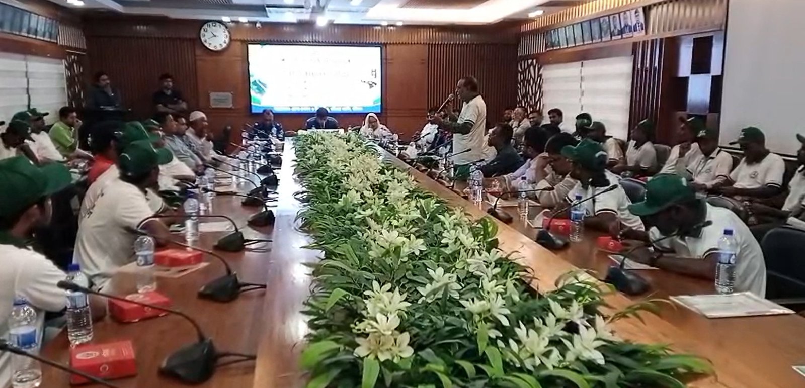 গাইবান্ধায় জাতীয় নিরাপদ সড়ক দিবস উপলক্ষে আলোচনা সভা