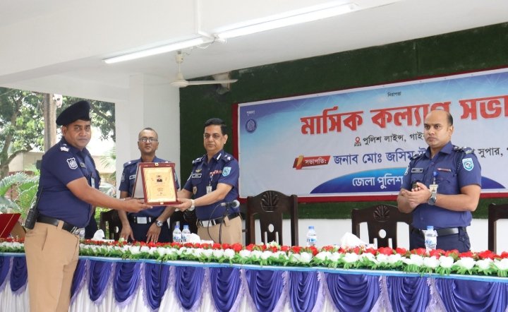 গাইবান্ধার শ্রেষ্ঠ ওসি নির্বাচিত এস এম নাজমুল হুদা