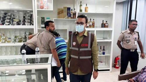 শুল্কমুক্ত মদ রাখার অভিযোগে সালমান মুক্তাদিরের শ্বশুরের ৪ ওয়্যারহাউস সিলগালা
