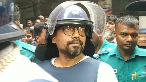 লিফট চালু, তবুও সিঁড়ি দিয়ে কেন আসামিদের আদালতে নেওয়া হলো