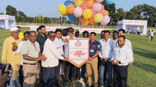 তরুণদের মাঠমুখী করতে খেলাধুলায় অগ্রাধিকার ত্রাণমন্ত্রী